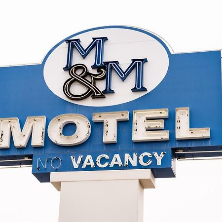 M&M Motel Connell Екстериор снимка